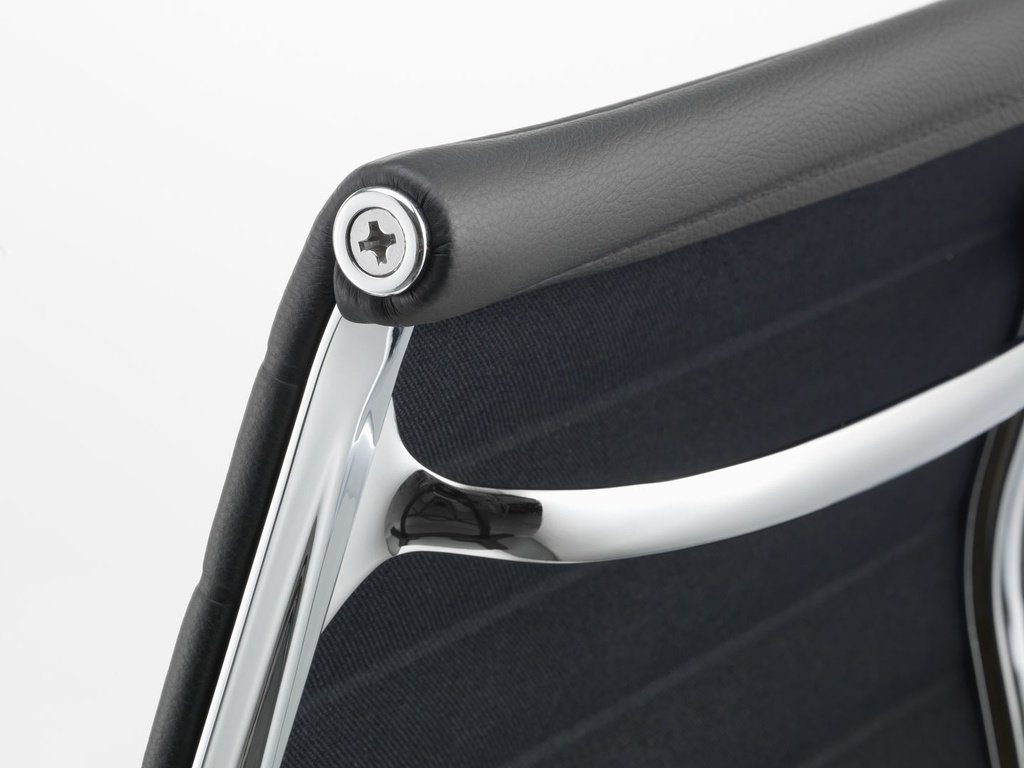 Aluminium chair EA 119 